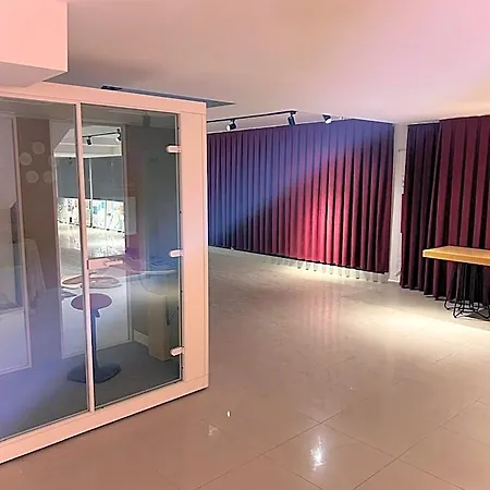 Inno Concept Hotell *